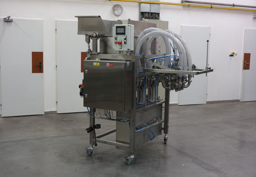 Šestihlavová plnička