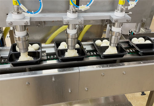 Tříhlavová plnička